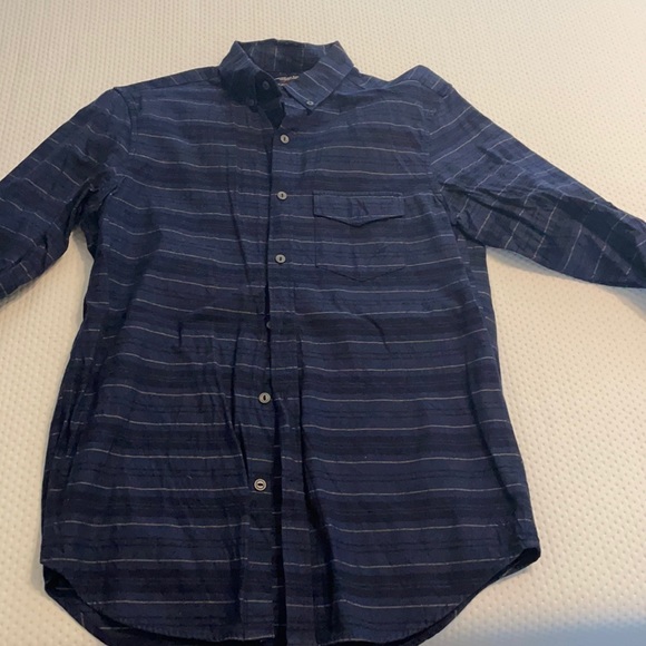 American Eagle Outfitters Shirts American Eagle Slim Fit Button Up